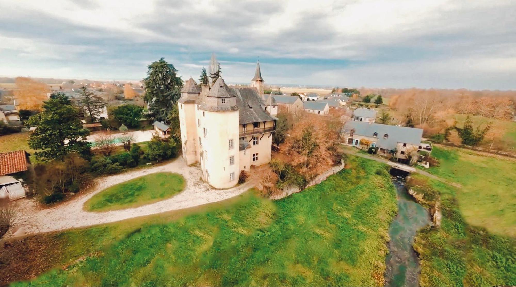 Le Moulin Du Chateau De Horgues Luaran gambar